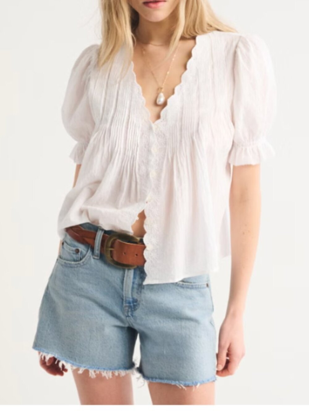 Abercrombie & Fitch Mid Rise A-Line Short